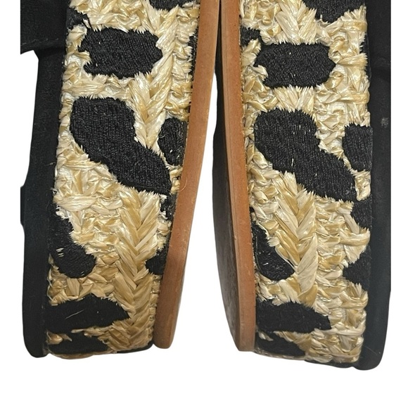 VINCE CAMUTO KELLIA LEOPARD PRINT PLATFORM ESPADRILLE SANDALS SZ 7.5 MED EUC - Picture 13 of 15